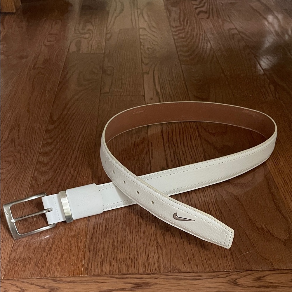 Nike Golf White Leather Belt